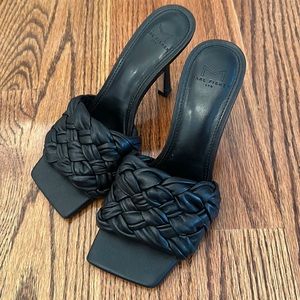 Marc Fisher LTD
Draya Braided Sandal in black size 5.5